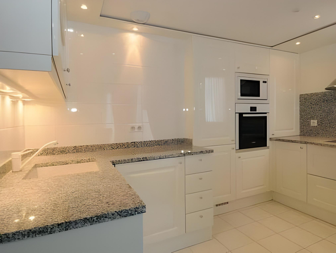 Dining Room 9