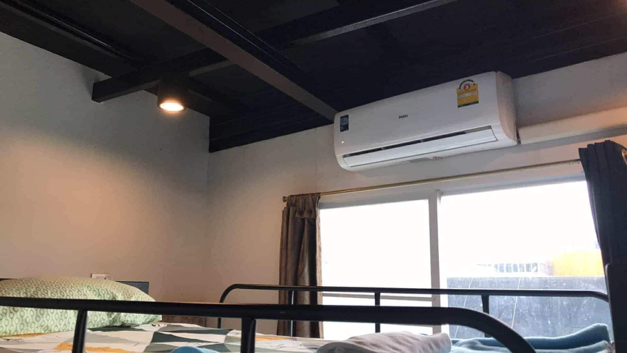 Bedroom 16