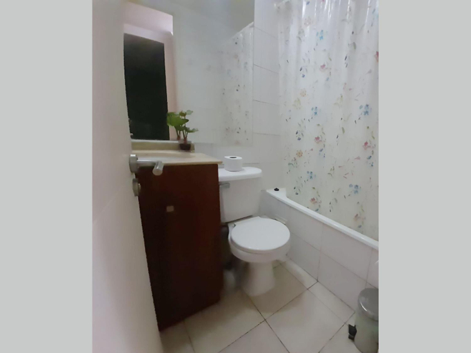 Bathroom 5, VIP Apartments Chile, Santiago