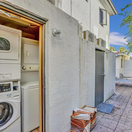 Exterior & Views 5, Waves On Walnut # 5-Beach Access, Broward