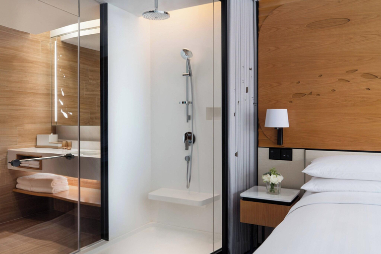 Bathroom 4