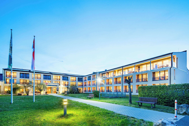 Exterior & Views 1, Best Western Plus Kurhotel an der Obermaintherme, Lichtenfels