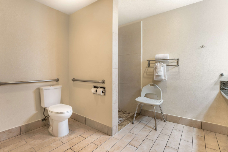 Bathroom 4, Best Western John Muir Inn, Contra Costa