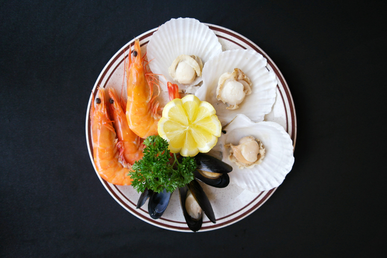 Food & Drinks 11