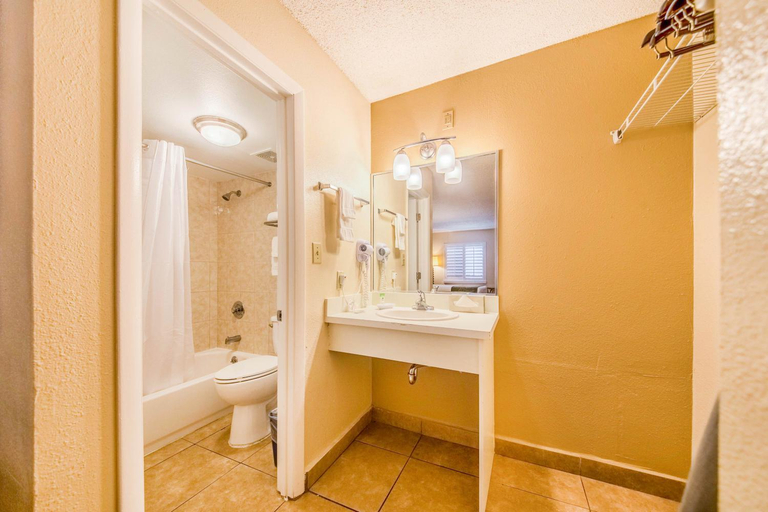 Bathroom 4, Seasons Florida Resort, Osceola