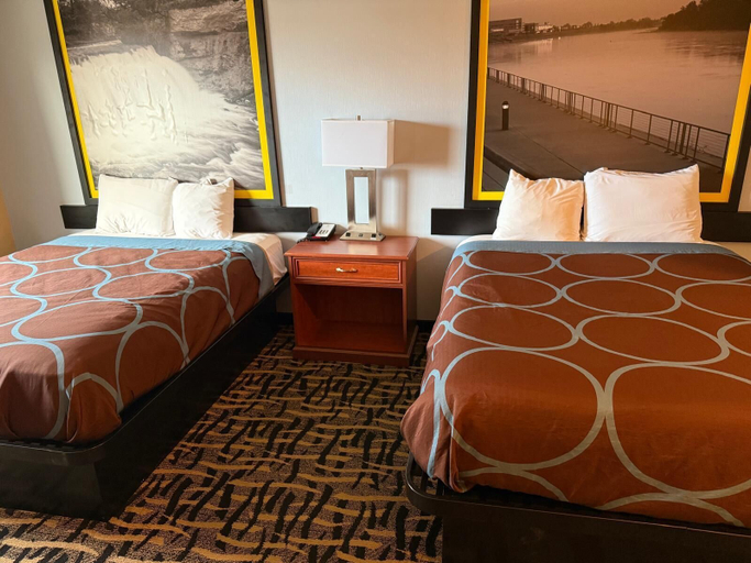 Bedroom 3, Super 8 by Wyndham Cozad, Dawson