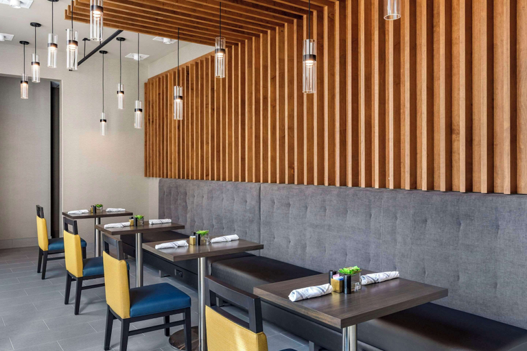 Food & Drinks 5, Cambria Hotel Savannah Downtown Historic District, Chatham