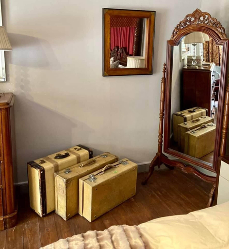 Bedroom 4, The George Hotel, Somerset