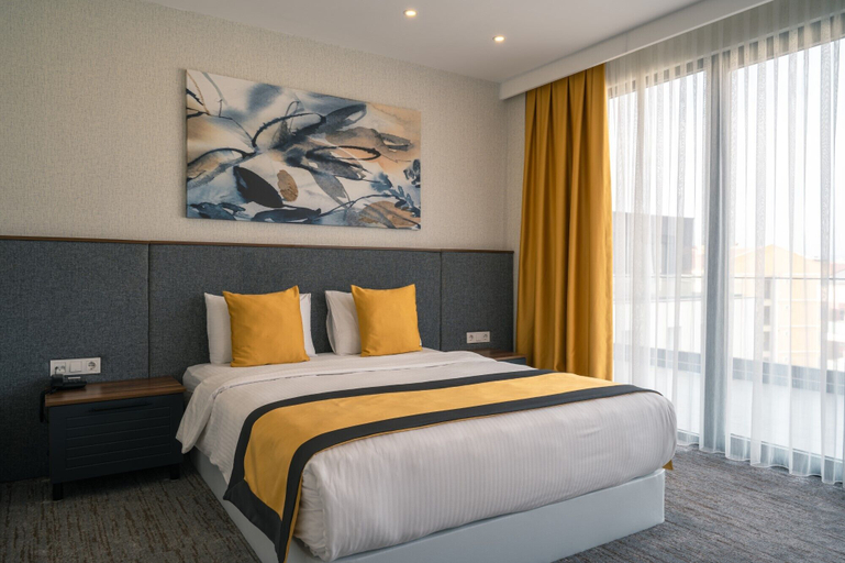 Bedroom 2, Leo suites Hotel, Nilüfer