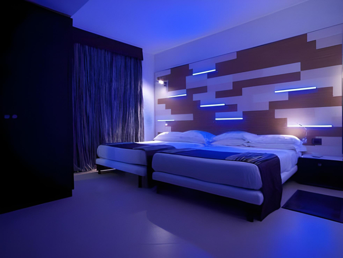 Bedroom 12