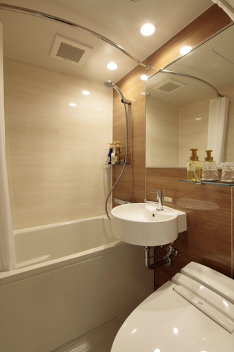 Bathroom 20