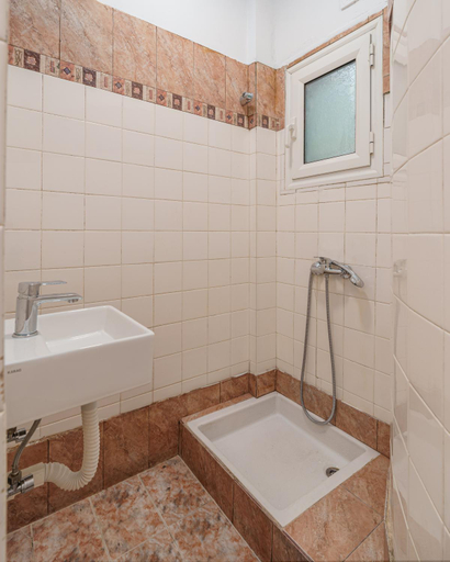 Bathroom 3, Eirini Residence, Attica