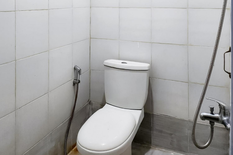 Bathroom 4