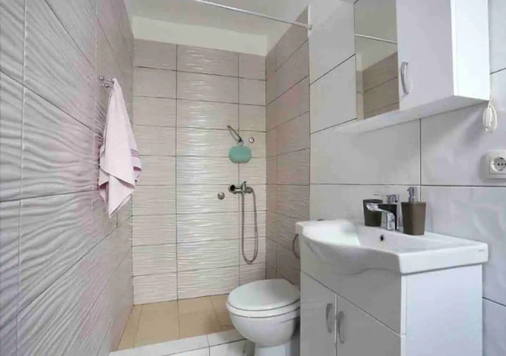 Bathroom, Seafront House Antonia, Marina