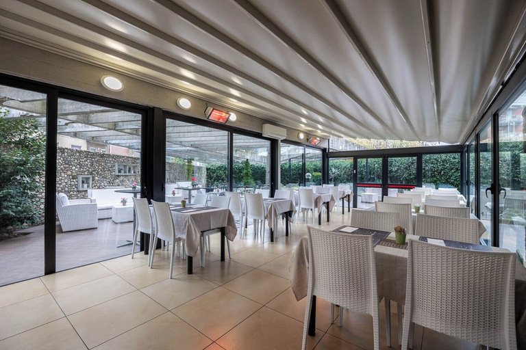 Food & Drinks 5, IH Hotels Milano Eur Trezzano sul Naviglio, Milano
