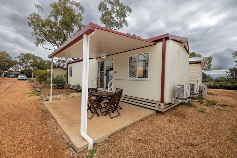 Exterior & Views 2, BIG4 Opal Holiday Park, Walgett