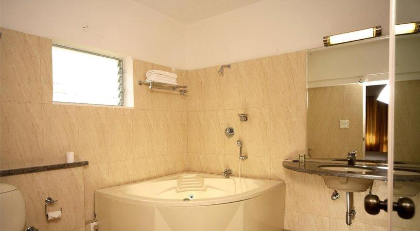 Bathroom 4, Trinity Suites, Bangalore