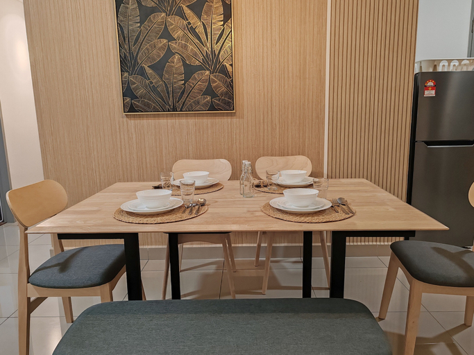 Dining Room 6