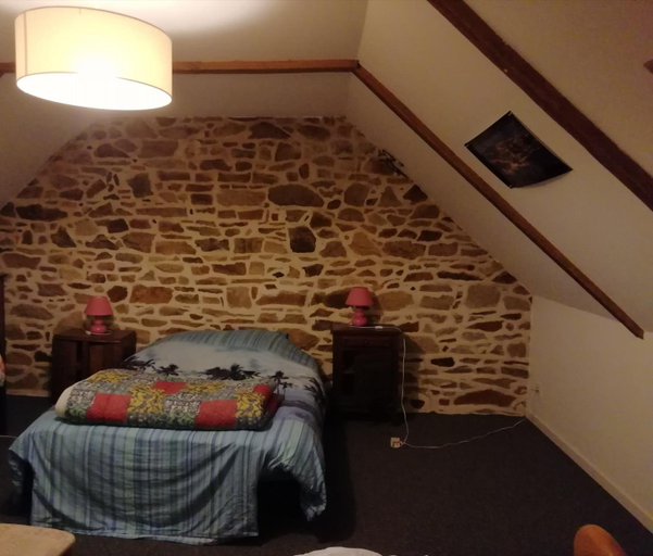 Bedroom 3, Petitbon, Côtes-d'Armor