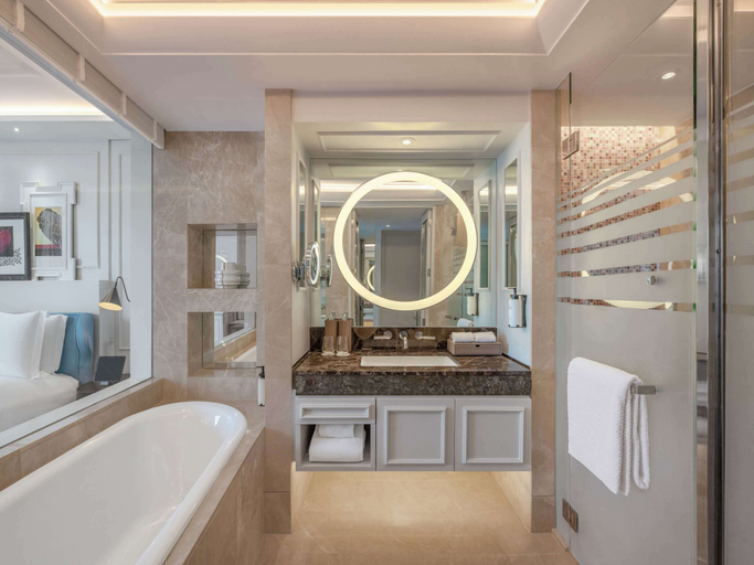 Bathroom 9