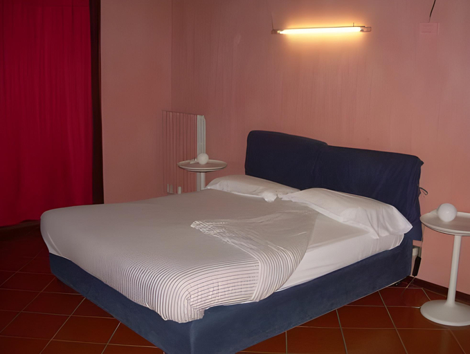 Bedroom 12