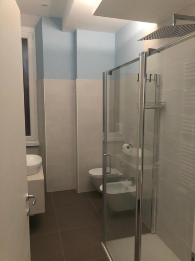 Bathroom, La Maison sul Porto, Roma