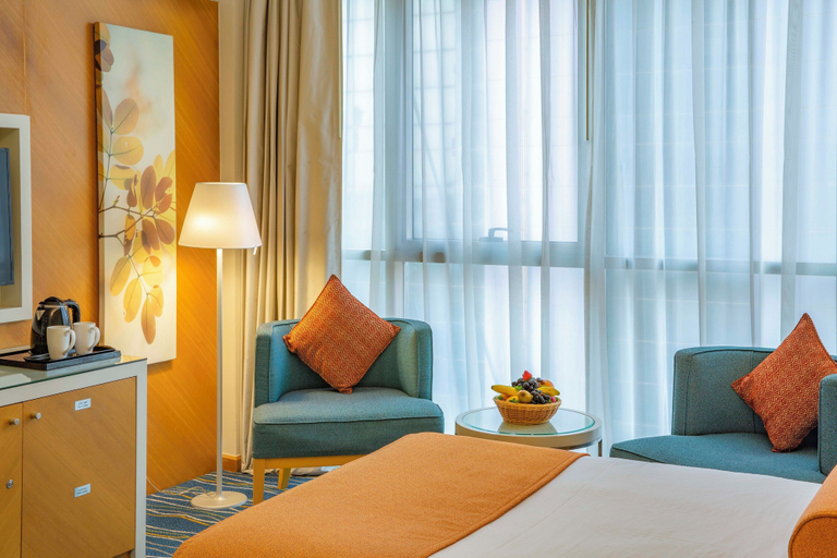 Bedroom 4, Royal Continental Hotel, Dubai
