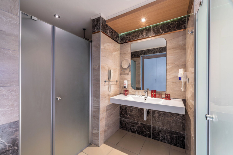 Bathroom, Royal Garden Beach Hotel - All Inclusive, Alanya