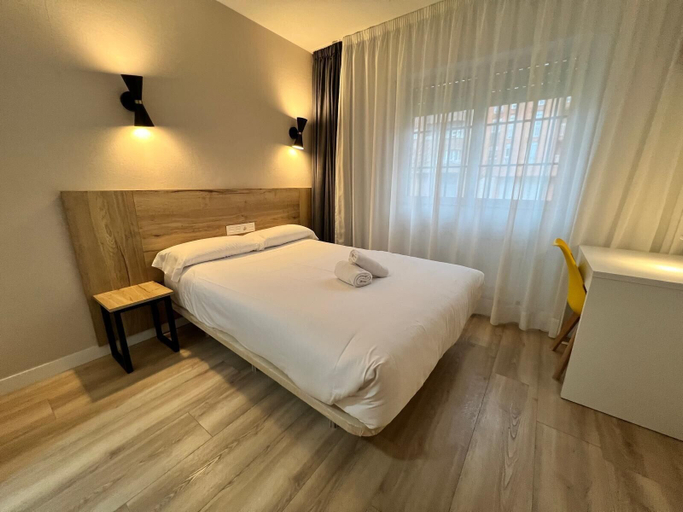 Bedroom 3, IRAIPE GORBEA HOTEL, Álava