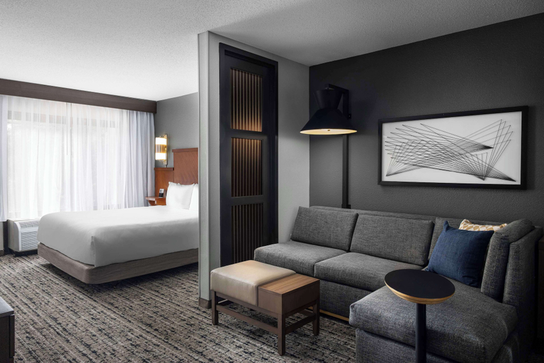 Bedroom 4, Hyatt Place Mt Laurel, Burlington