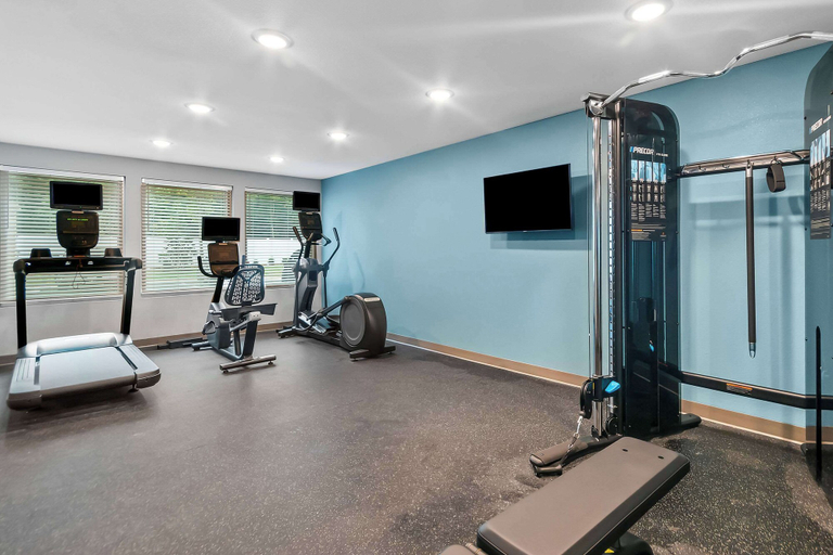 Others 5, Woodspring Suites Pensacola West, Escambia