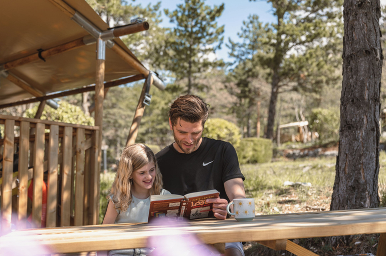 Food & Drinks 4, Camping RCN Les Collines de Castellane, Alpes-de-Haute-Provence