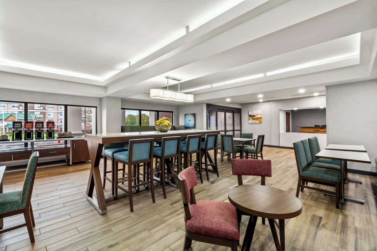 Food & Drinks 5, Hampton Inn Lexington/Georgetown, Scott