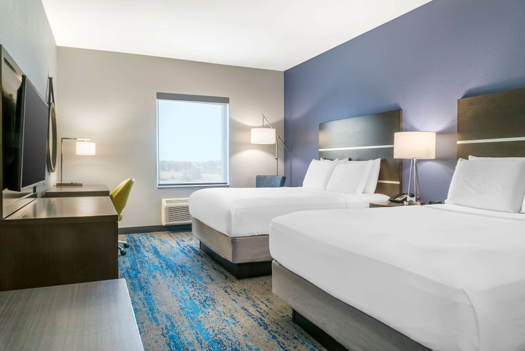 Bedroom 3, Comfort Inn & Suites Adrian, Lenawee