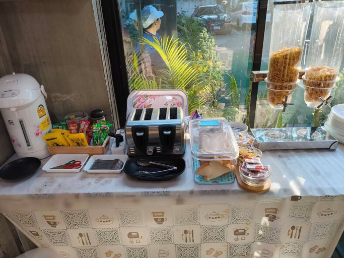 Food & Drinks 4, Collection O The Bangkok Cha Cha Suite, Lat Phrao