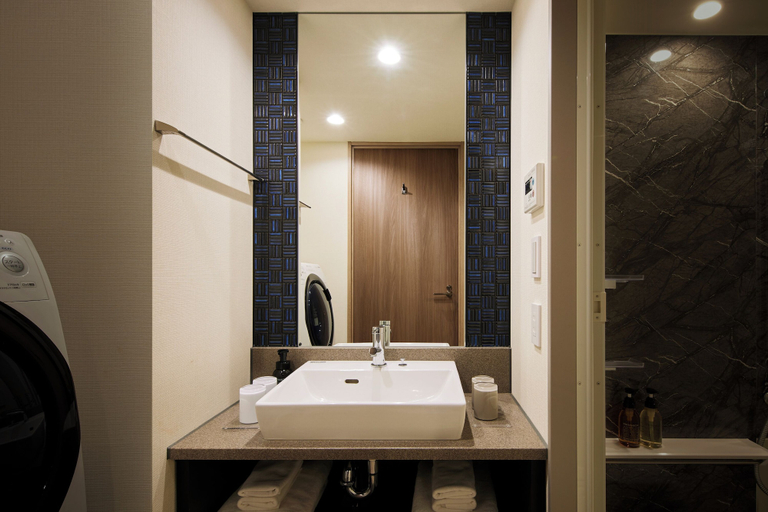 Bathroom 19