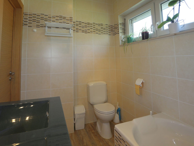 Bathroom 3, A Villa Between the Town Centre and the Forest, Liège