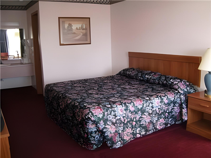 Bedroom 8