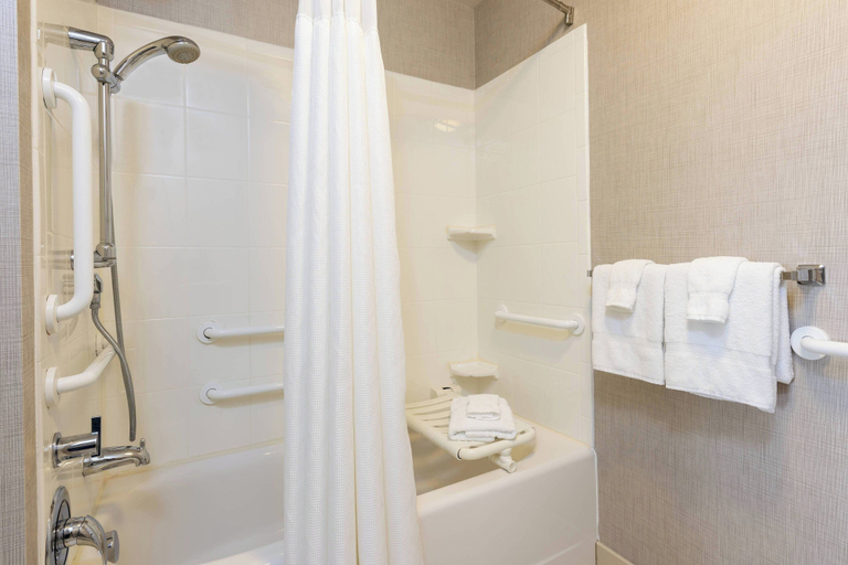 Bathroom 5, Residence Inn Midland Marriott, Midland