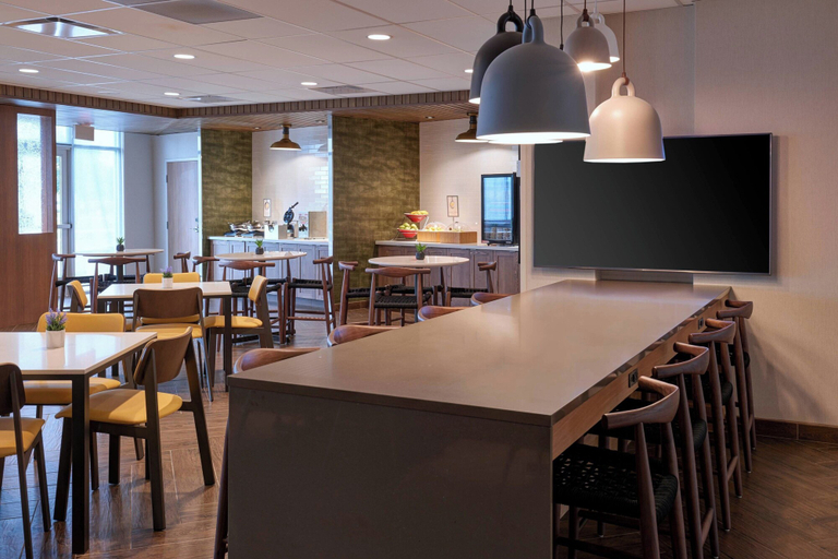 Food & Drinks 5, Fairfield Inn & Suites by Marriott Midland, Midland