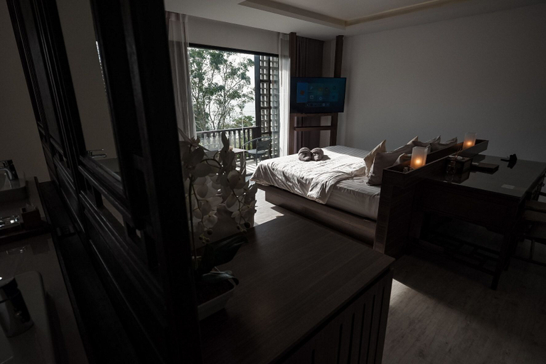 Bedroom 25