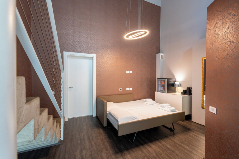 Bedroom 3, MO.OM Hotel, Varese