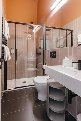 Bathroom 4, Hotel Priori Secret Garden, Perugia