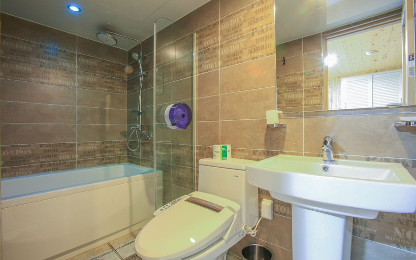 Bathroom 5, Incheon The Sangsang, Gyeyang