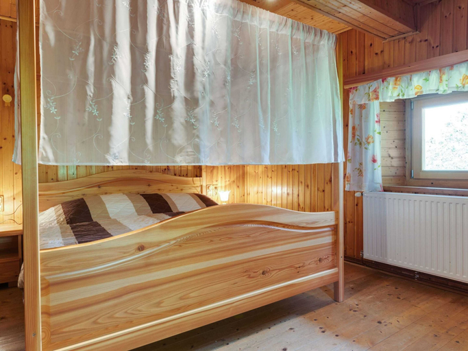Bedroom 2, Chalet in Eberstein Near Saualpe Ski, Sankt Veit an der Glan