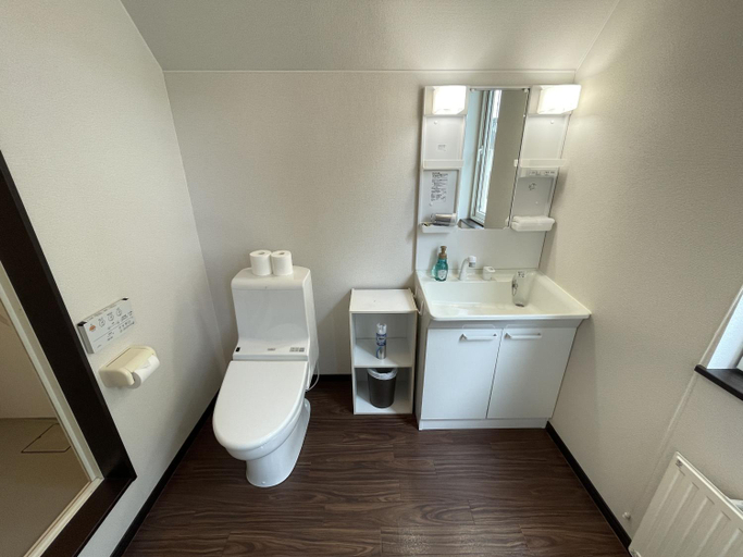 Bathroom 3, Momiji Montana, Furano