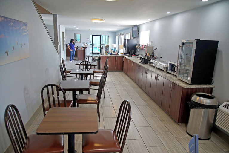 Food & Drinks 5, Baymont | Monte Vista, Rio Grande