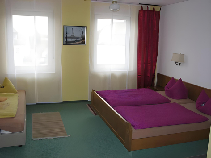 Bedroom 9