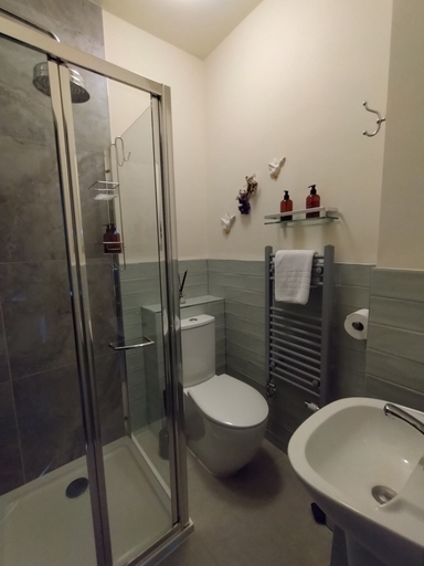 Bathroom 5, The Bluebell, Bath and North East Somerset