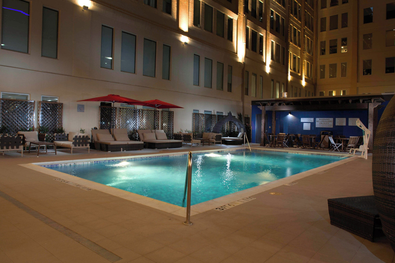 Sport & Beauty 5, Fairfield Inn & Suites by Marriott Dallas Downtown, Dallas